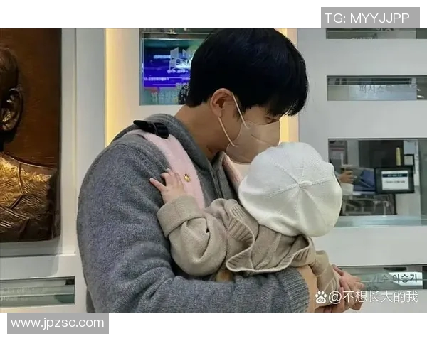 春风十指，温暖传承，家宠满溢，爱意倾肩共享